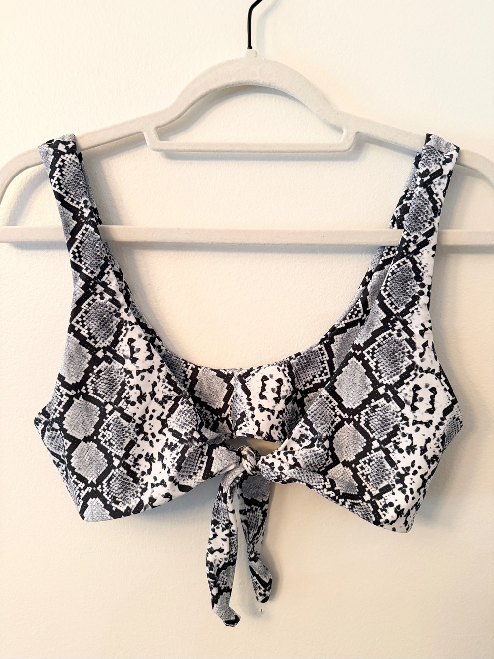 Zaful Snakeskin Print Tie Front Bikini Top Size Medium